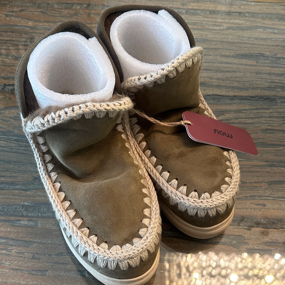 Mou Boots (Olive) - size 40